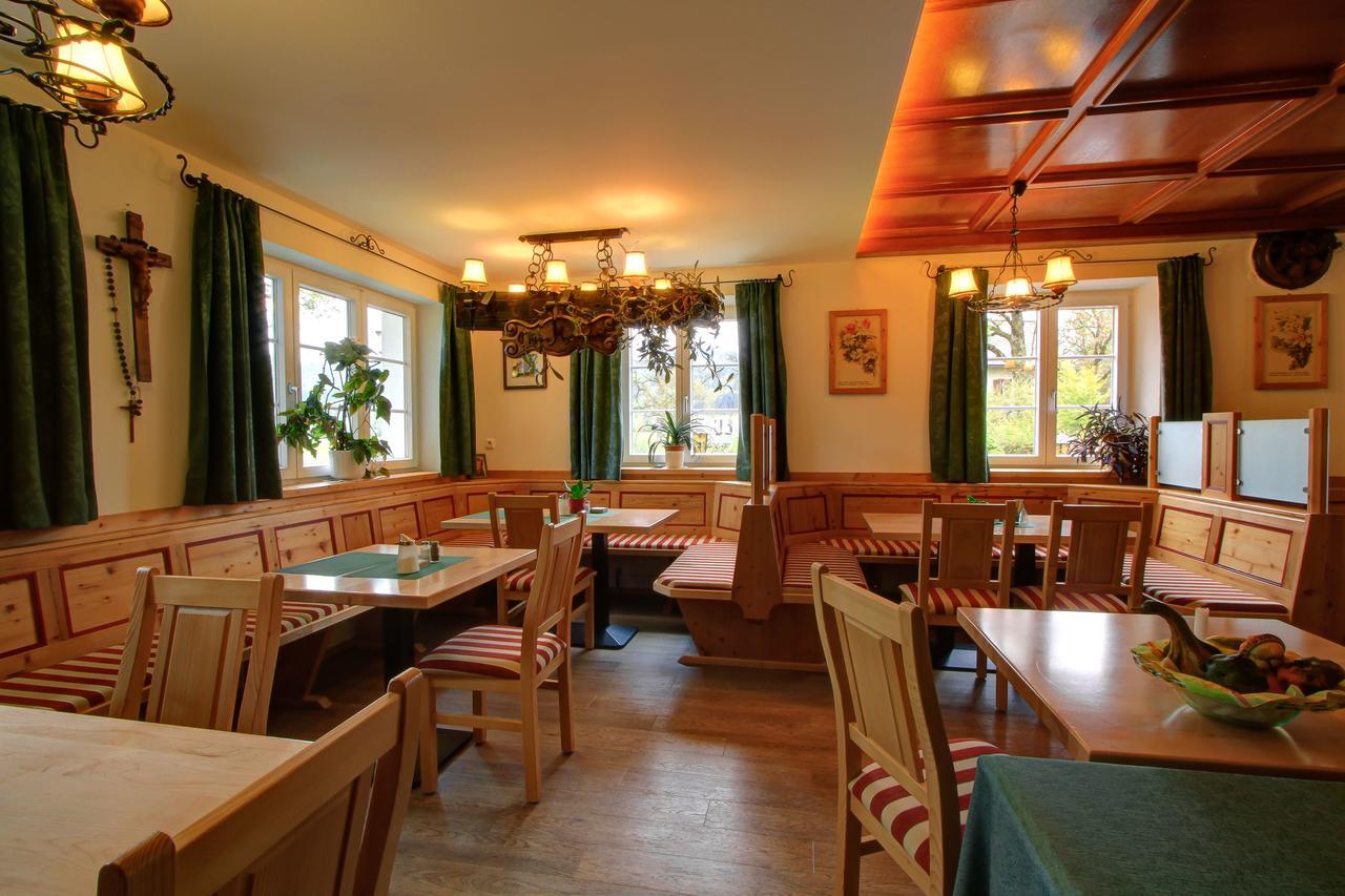 Landgasthof Zum Betenmacher Thalgau Bagian luar foto