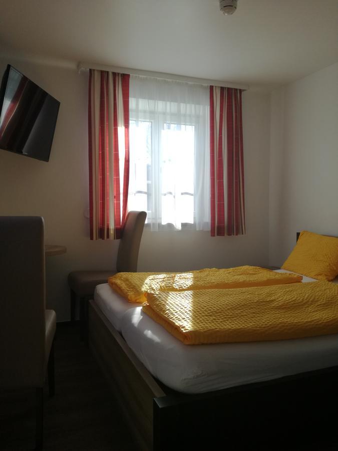 Landgasthof Zum Betenmacher Thalgau Bagian luar foto